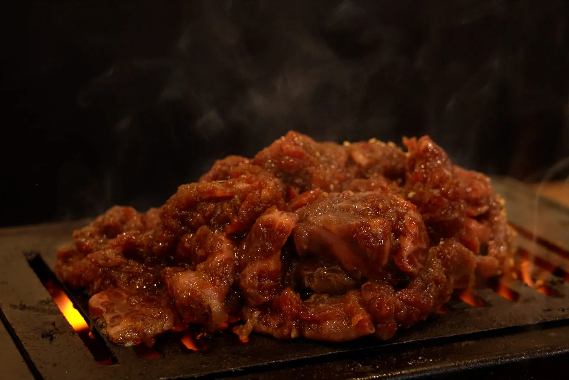 金山駅の焼肉でおすすめにくたらしいロース